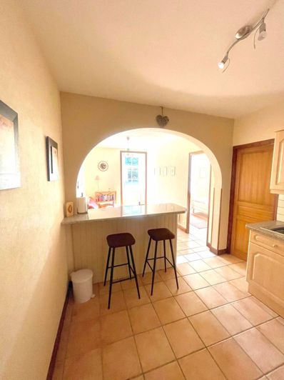 Image No.24-4 Bed House for sale