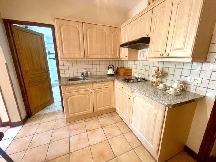 Image No.22-4 Bed House for sale