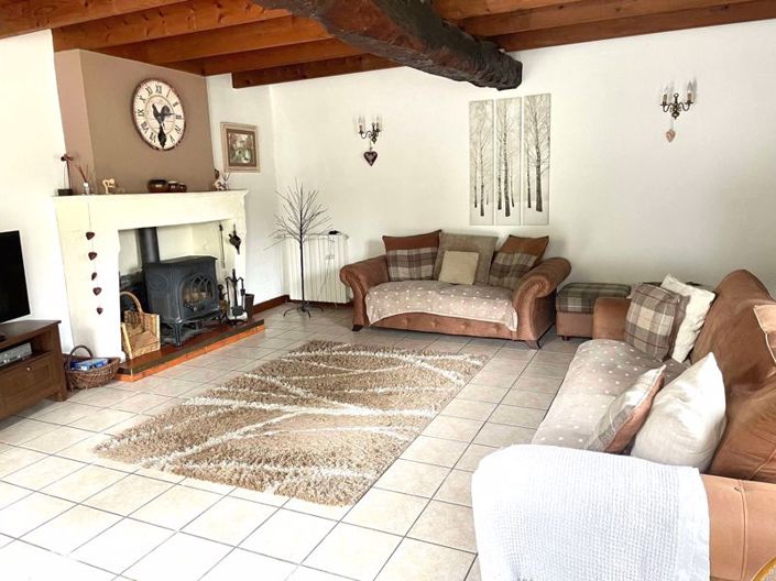 Image No.8-4 Bed House for sale