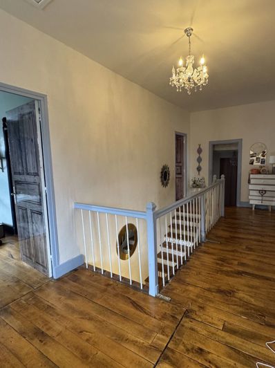 Image No.20-4 Bed Country House for sale