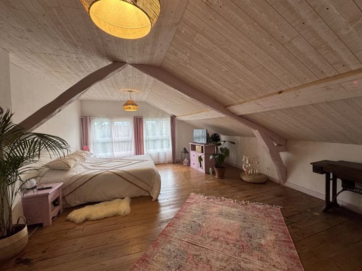 Image No.22-4 Bed Country House for sale