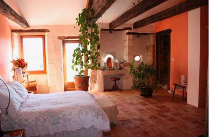 Image No.17-4 Bed Country House for sale