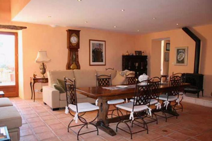 Image No.12-4 Bed Country House for sale