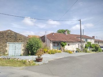 1 - Vendée, House
