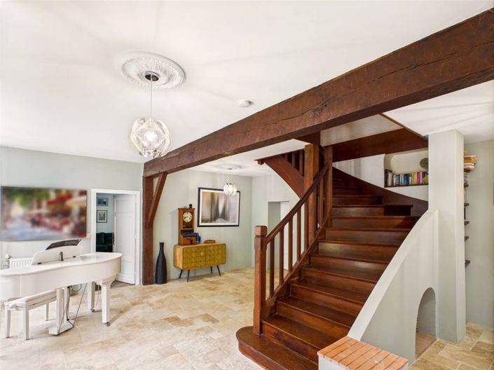 Image No.13-5 Bed House for sale