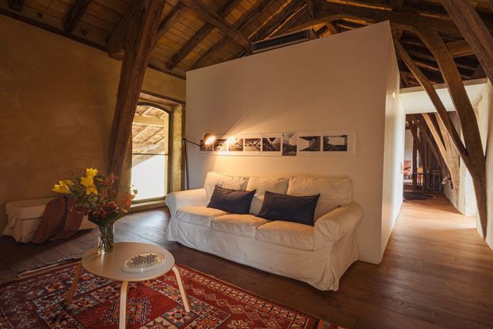 Image No.18-7 Bed House for sale