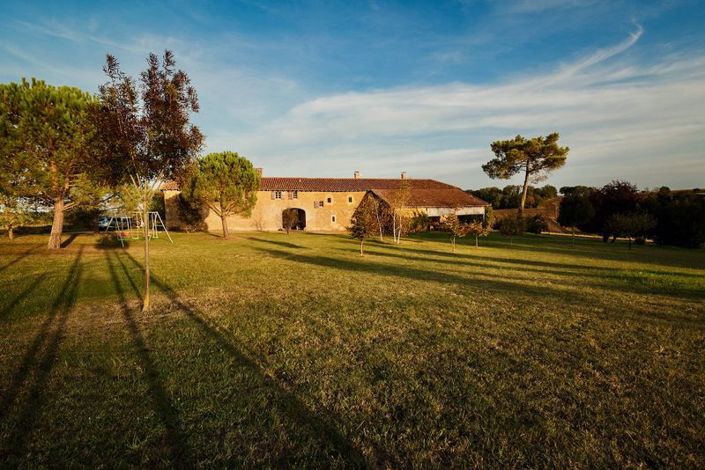 Image No.2-7 Bed House for sale