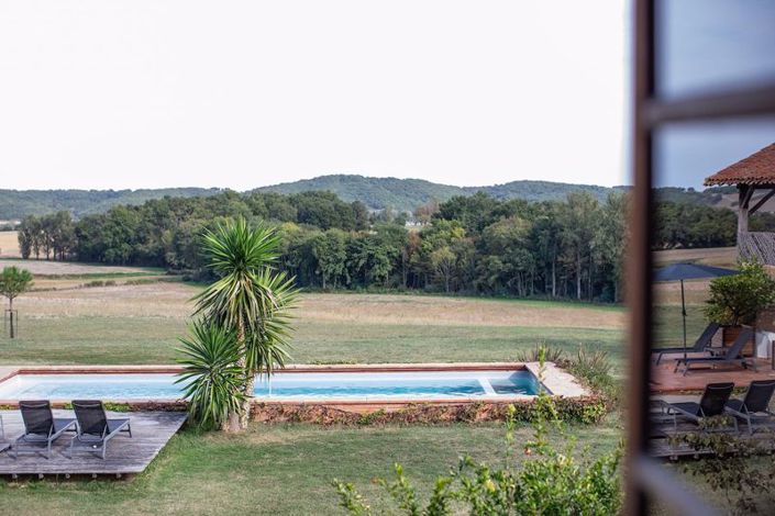 Image No.42-7 Bed House for sale