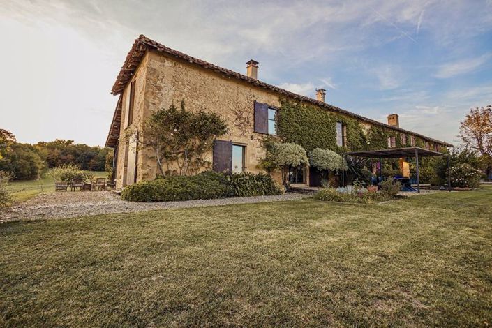 Image No.5-7 Bed House for sale