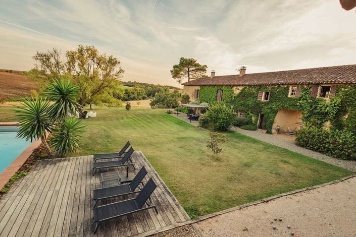 Image No.7-7 Bed House for sale