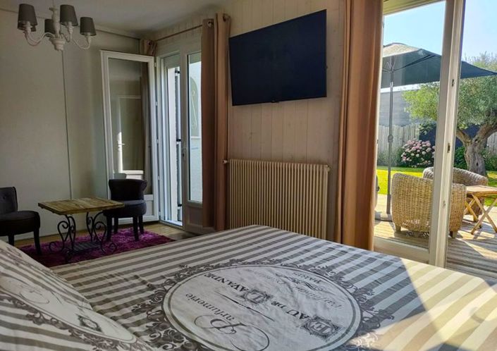 Image No.10-6 Bed Villa for sale