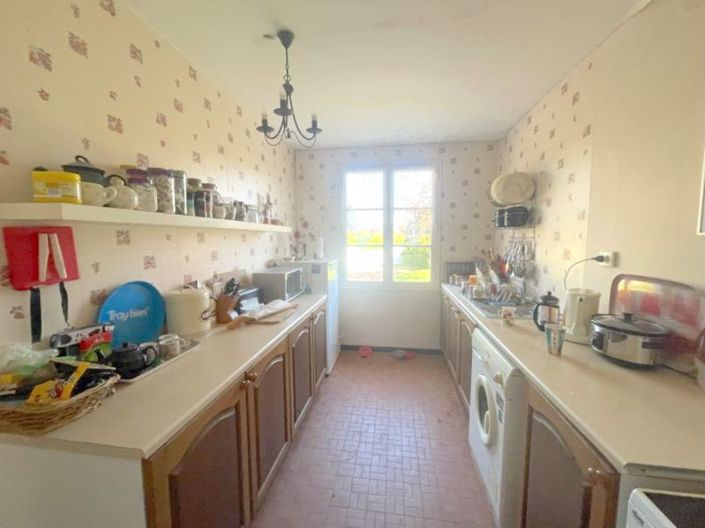 Image No.6-4 Bed Cottage for sale