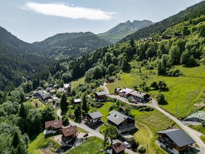 Image No.38-7 Bed House for sale