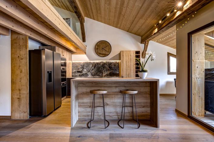 Image No.12-7 Bed House for sale