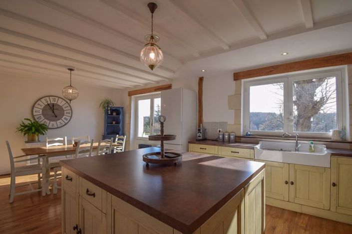 Image No.9-3 Bed House for sale