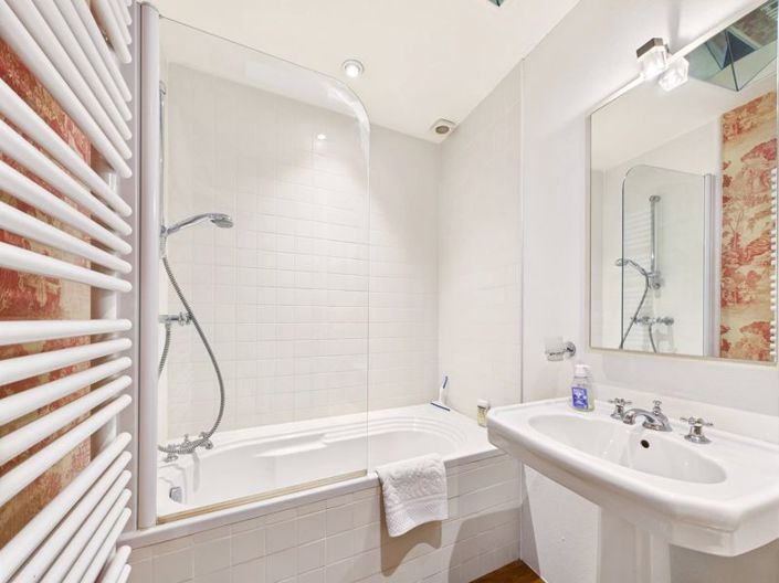 Image No.15-4 Bed House for sale