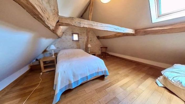 Image No.10-3 Bed Cottage for sale