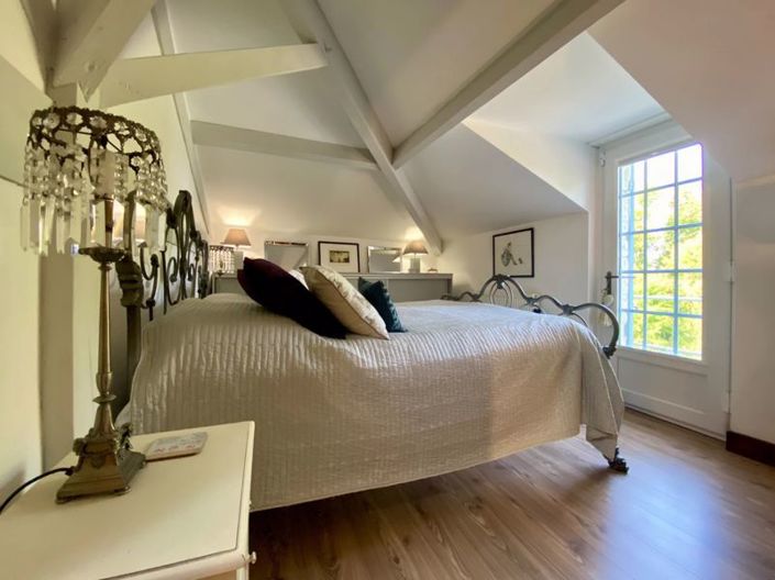 Image No.10-3 Bed Cottage for sale