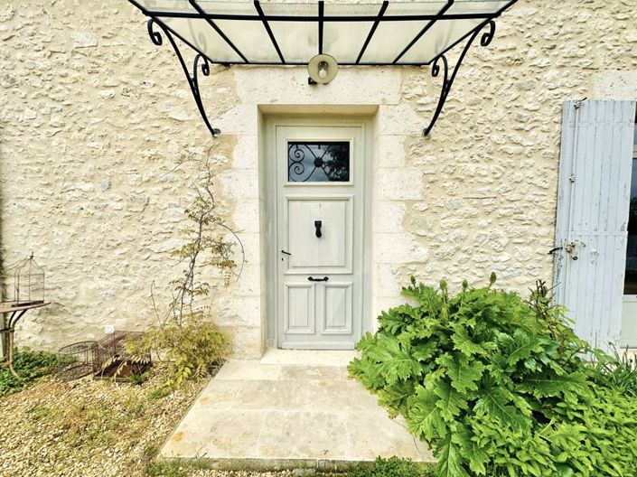 Image No.6-2 Bed Property for sale