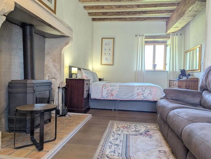 Image No.7-4 Bed House for sale