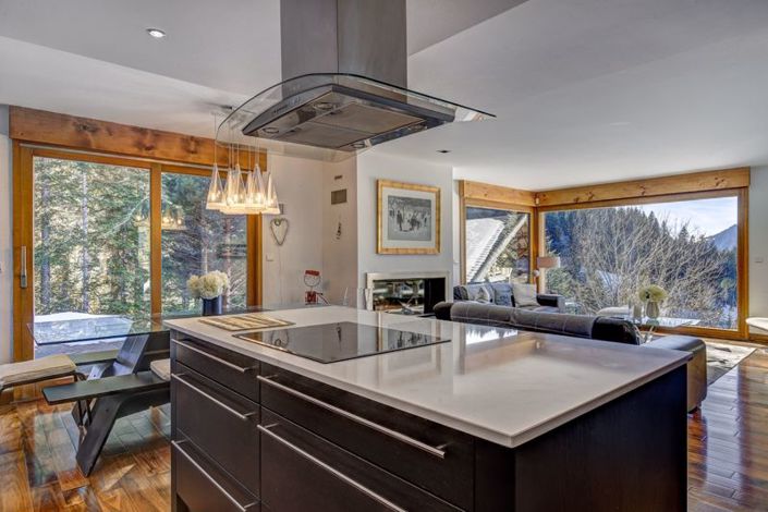 Image No.3-5 Bed Chalet for sale