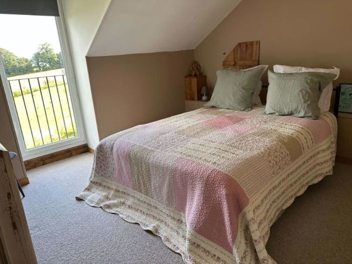 Image No.17-3 Bed House for sale