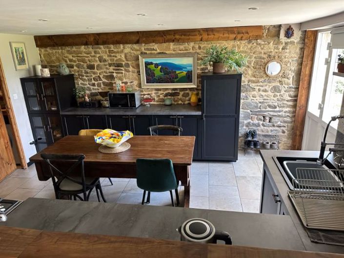 Image No.8-3 Bed House for sale