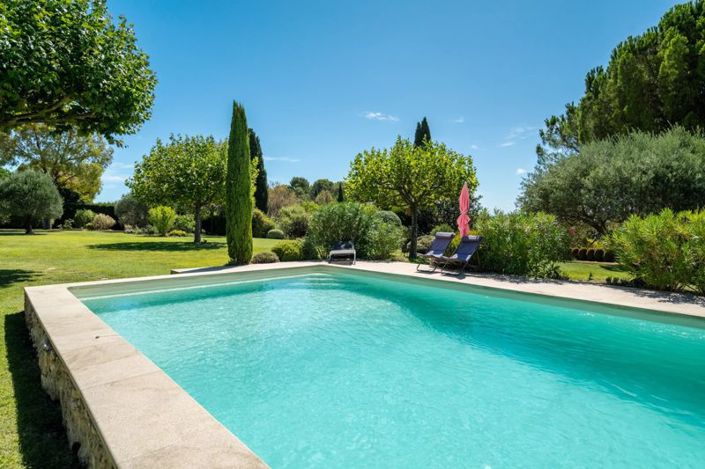 Image No.10-7 Bed House for sale