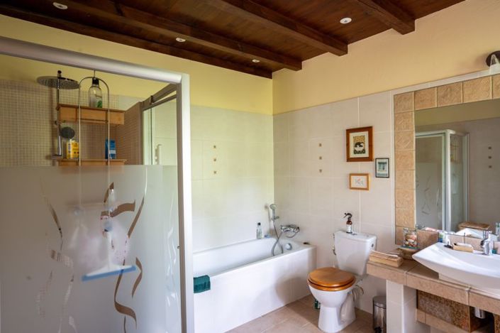 Image No.15-House for sale