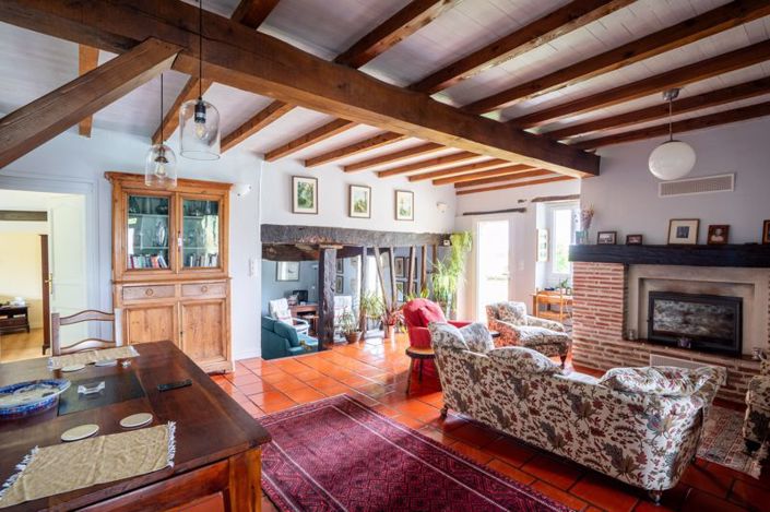 Image No.9-House for sale