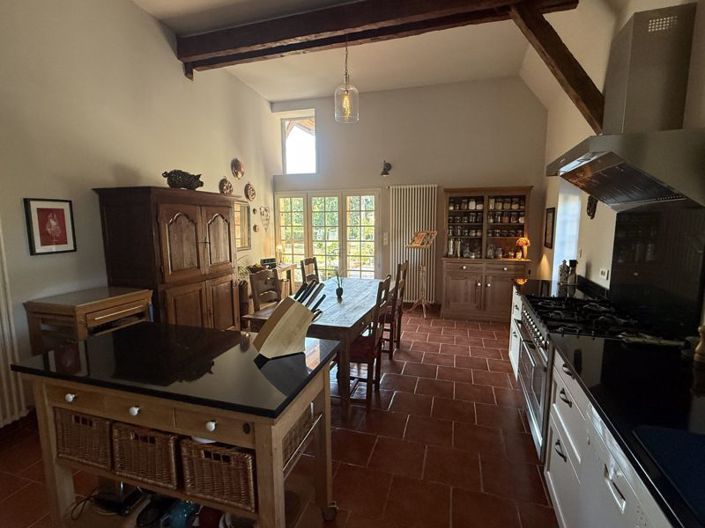 Image No.16-4 Bed House for sale