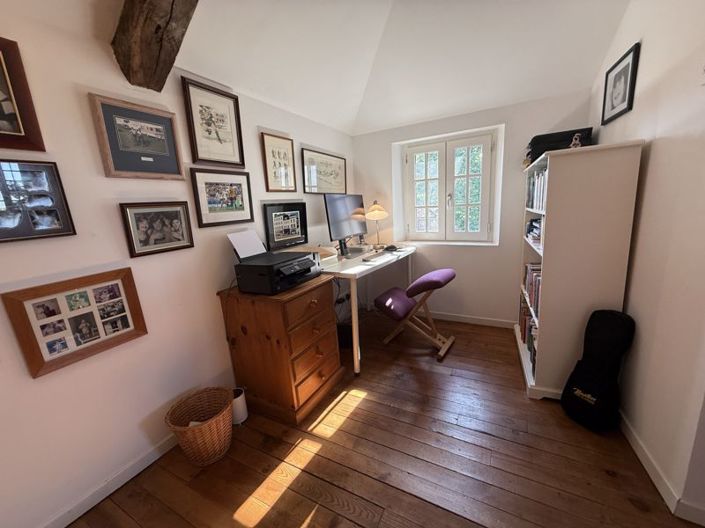 Image No.20-4 Bed House for sale