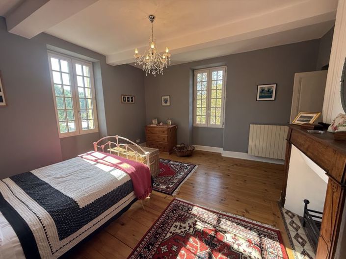 Image No.23-4 Bed House for sale