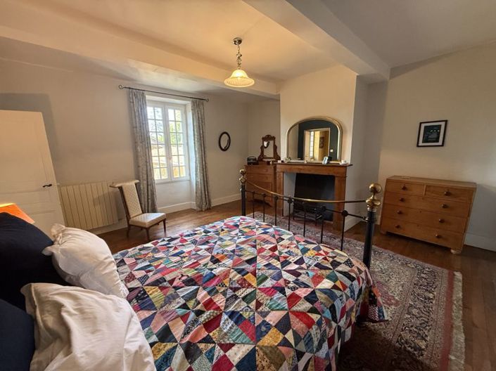 Image No.26-4 Bed House for sale