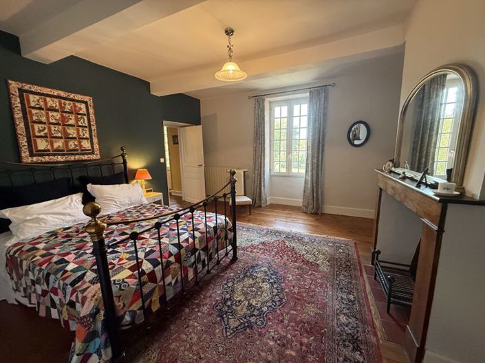 Image No.27-4 Bed House for sale