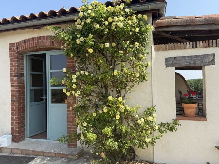 Image No.22-4 Bed House for sale