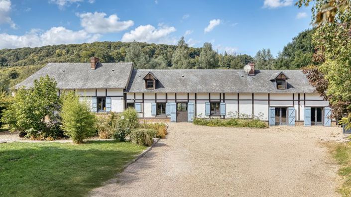 Image No.2-5 Bed Property for sale