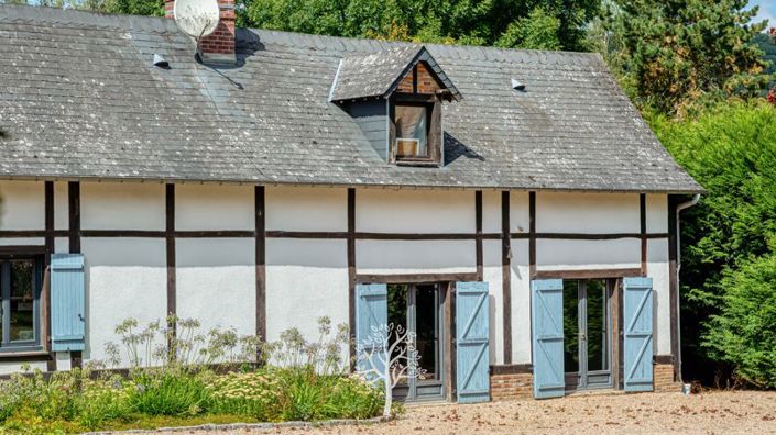 Image No.24-5 Bed Property for sale