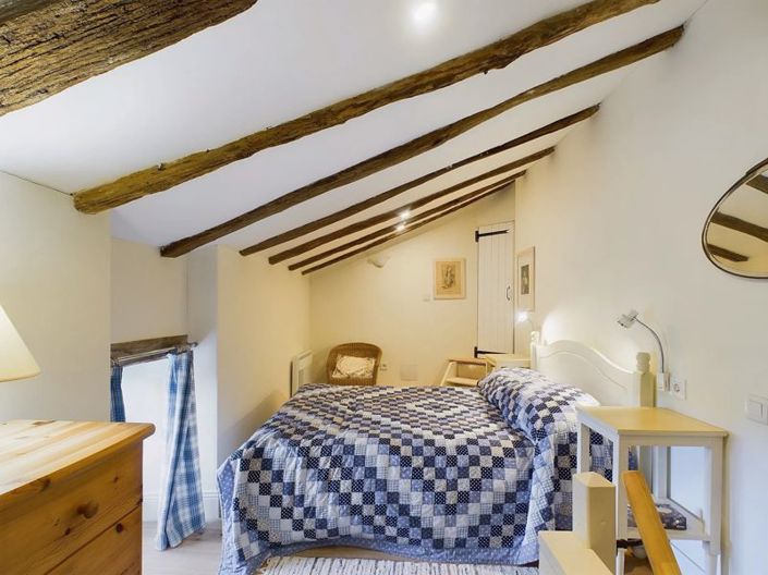 Image No.7-3 Bed Property for sale