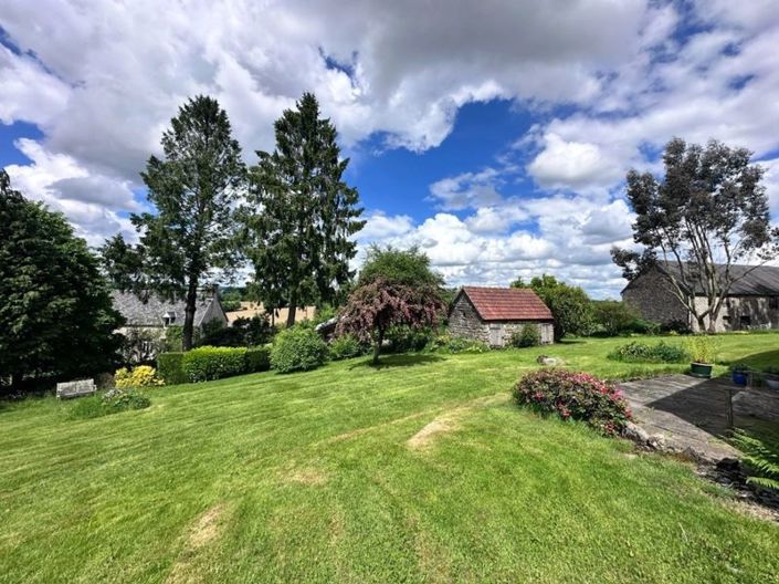 Image No.20-5 Bed House for sale