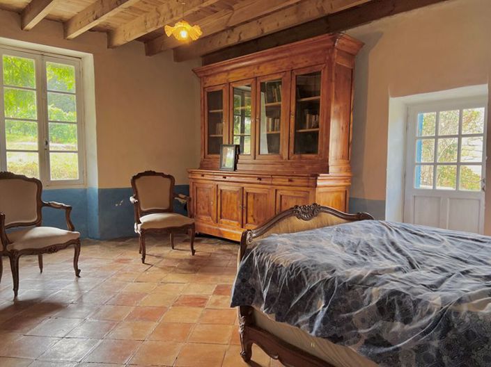 Image No.10-2 Bed Cottage for sale