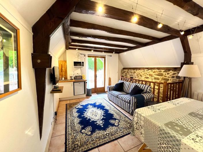 Image No.14-7 Bed House for sale