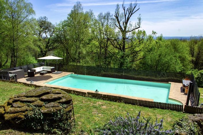 Image No.18-7 Bed House for sale