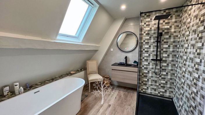 Image No.33-4 Bed House for sale