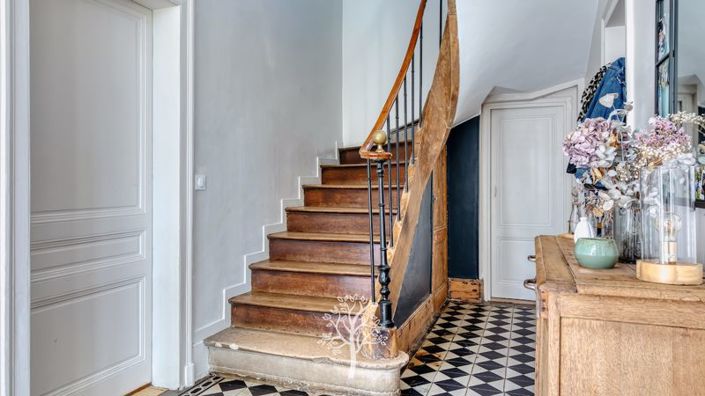 Image No.12-5 Bed House for sale