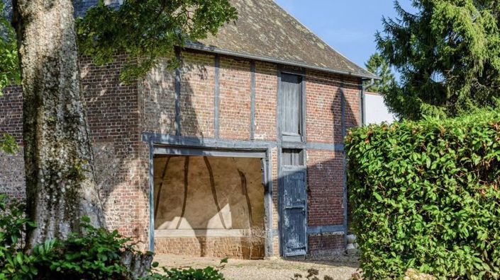 Image No.5-5 Bed House for sale