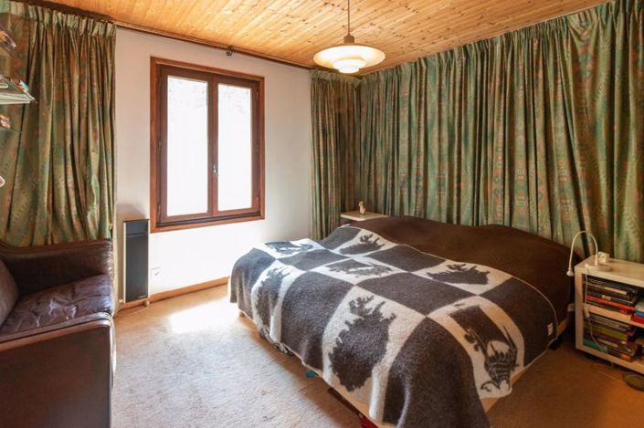 Image No.12-2 Bed House for sale