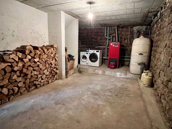 Image No.27-4 Bed House for sale