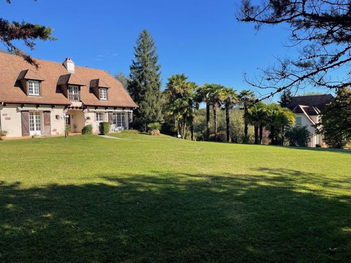 Image No.23-3 Bed Country House for sale