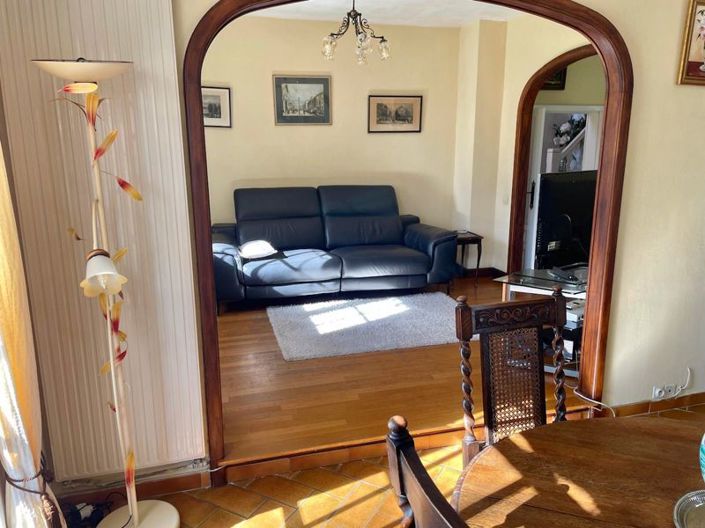 Image No.8-3 Bed Country House for sale